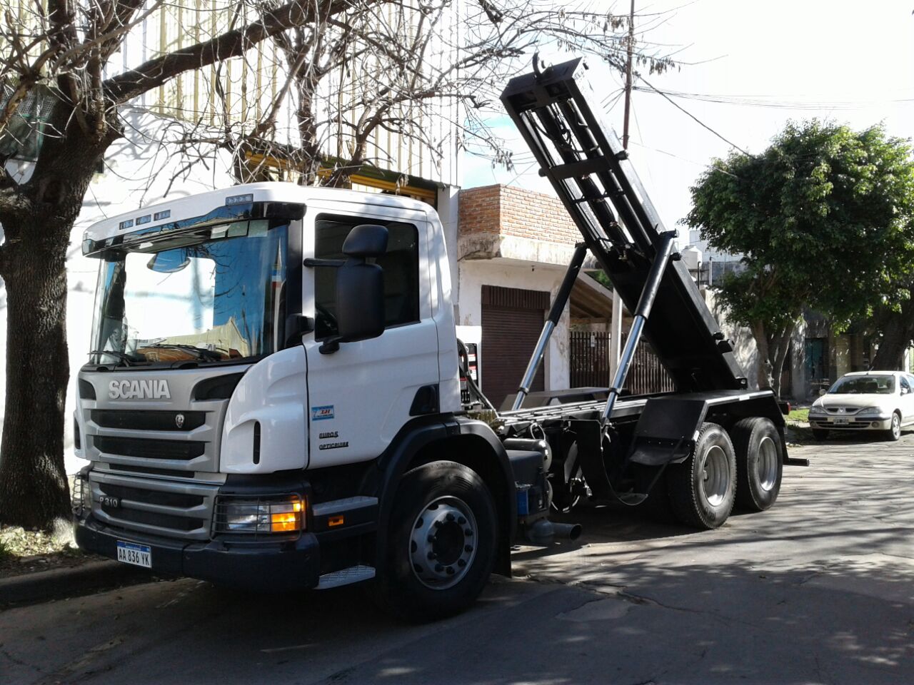 Roll Off a Cable Roll Off a Cable